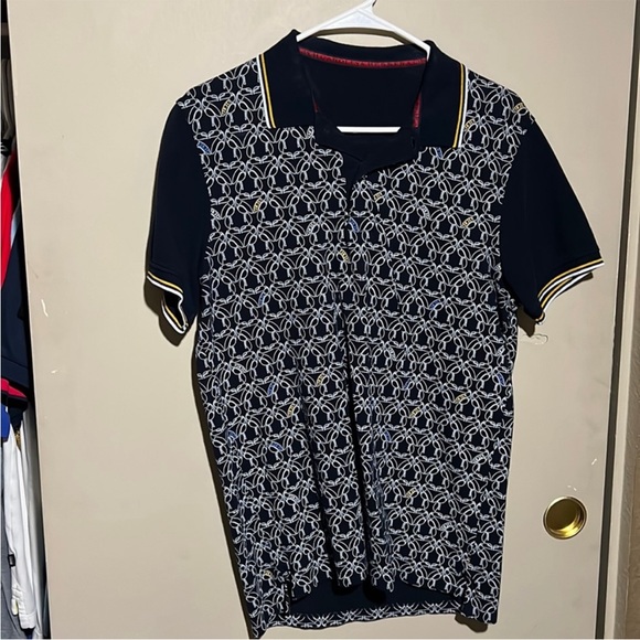 NWT’s Carolina Herrera Polo Shirt Men’s Size Medium